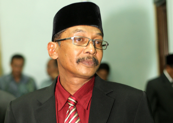NURDIN F. JOES,   Penyair Kemanusiaan Dari Kembang Tanjong