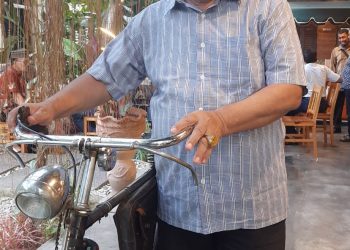 TUGAIH MEURUNOE  DI RUMOH  (PR)