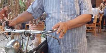 TUGAIH MEURUNOE  DI RUMOH  (PR)