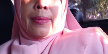 Kulukis Wajahmu di Angan