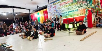 Kesenian Khas Simeulue Nandong Ditampilkan Siswa SMKN 3 Sinabang di Pentas Seni dan Budaya - B7C51A62 56F9 421D 8CA8 18BAB69605B9 | Berita | Potret Online
