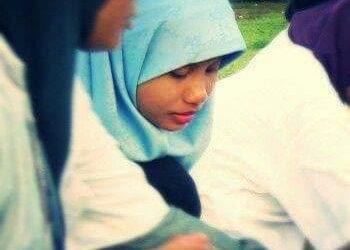 Seuntai Puisi Tjut Mauriza