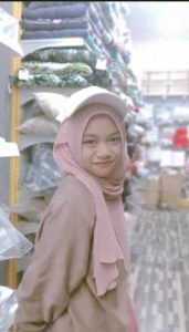 Ilmu Adalah Harta - 1B6EAAD0 181D 44F8 8352 291AA4FD5E1B | BIngkai Remaja | Potret Online