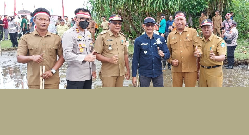 Forkopinda Bersama Kacabdindik Aceh Selatan Ikut Penanaman Pohon