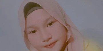 Hati Yang Lelah - AF0AE3BC D621 44BC 9232 539047216A34 | POTRET Budaya | Potret Online