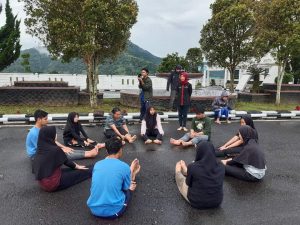 KUFLET SIAPKAN KADER LEWAT LATIHAN ALAM - EC13253C E030 4C4F B4B4 0DA2EBFC11C8 | POTRET Budaya | Potret Online