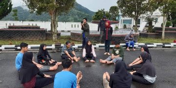 KUFLET SIAPKAN KADER LEWAT LATIHAN ALAM - EC13253C E030 4C4F B4B4 0DA2EBFC11C8 | POTRET Budaya | Potret Online