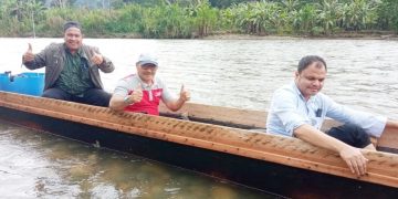 Bangun Rumah Dinas Guru di Sarah Baru, Kadisdikbud Aceh Selatan Arungi Sungai Kluet 3 Jam - 2AB8F6E0 BD6D 479B 9E5F 5287D90512A0 | Aceh Selatan | Potret Online