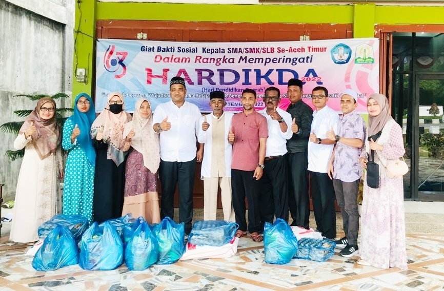 Kenakan Pakaian Adat Aceh, Warnai Peringatan Hardikda di Aceh Timur