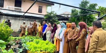 DPPKP Kota Banda Aceh Panen P2L di Gampong Lambhuk