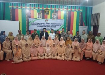 Kacabdindik Wilayah Aceh Timur Kukuhkan Pengurus Dharma Wanita Persatuan