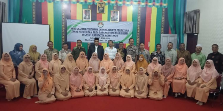 Kacabdindik Wilayah Aceh Timur Kukuhkan Pengurus Dharma Wanita Persatuan - 886717B9 064E 4022 855B F8106F453F61 | Idi | Potret Online