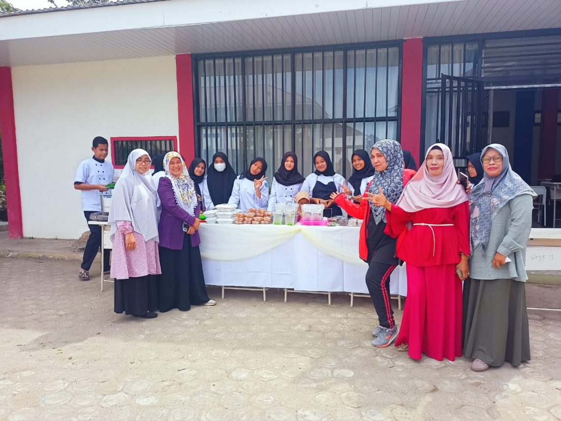 Gelar Karya Hasil Praktik Kuliner di SMKN 1 Al Mubarkeya, Aceh Besar