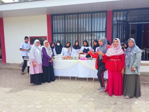Gelar Karya Hasil Praktik Kuliner di SMKN 1 Al Mubarkeya, Aceh Besar - 9B2C4639 6DB8 4020 9351 9DAFAEB491E6 | Aceh Besar | Potret Online