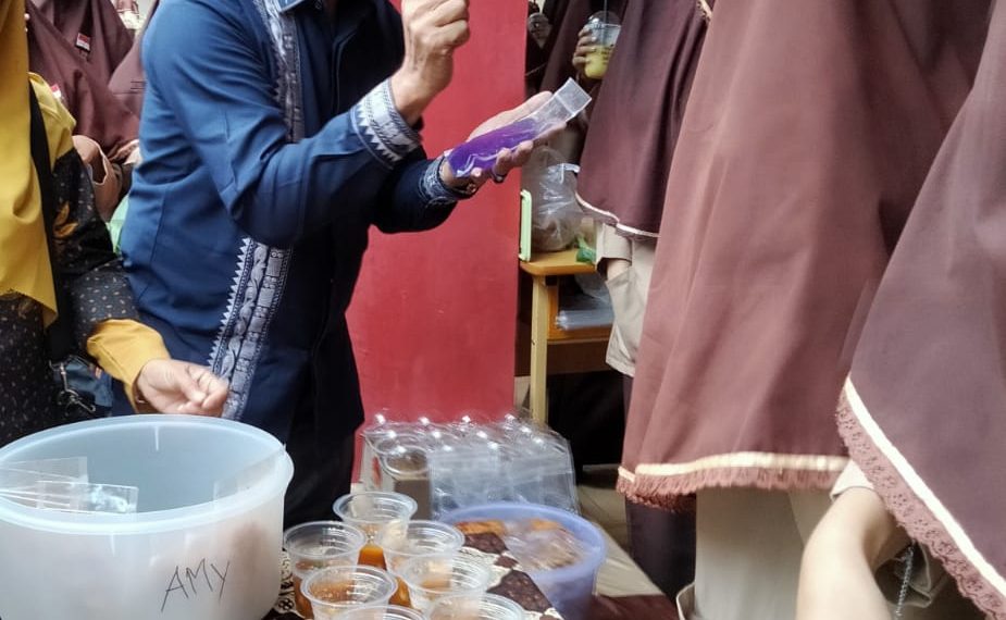 Potato Janda Ngamuk Jadi Incaran pada Pameran Gelar Karya  P5 Siswa SMAN 1 Bireuen