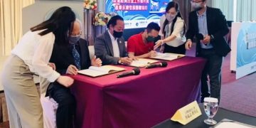 SPPI Tandatangani Perjanjian Kerja Bersama (PKB) Perlindungan Awak Kapal Perikanan di Taiwan - 06065500 301C 4E71 BC72 F300660FB794 | Taiwan | Potret Online