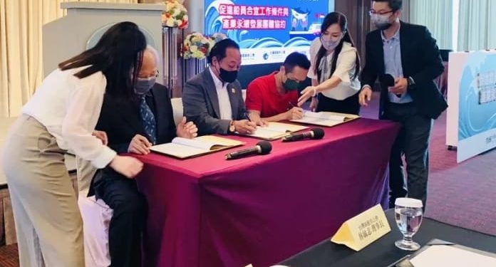 SPPI Tandatangani Perjanjian Kerja Bersama (PKB) Perlindungan Awak Kapal Perikanan di Taiwan - 06065500 301C 4E71 BC72 F300660FB794 | Taiwan | Potret Online