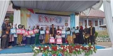 SMAN 1 Blangjerango Gelar Expo, Ini Harapan Kacapdindik Galus - 0F61E7F8 0EFC 49B7 8AD2 3C5C47930500 | Pendidikan | Potret Online
