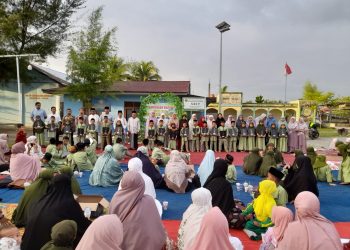 SDIT Muhammadiyah Manggeng Bagi Rapor di Kala Subuh