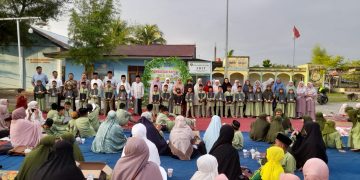 SDIT Muhammadiyah Manggeng Bagi Rapor di Kala Subuh