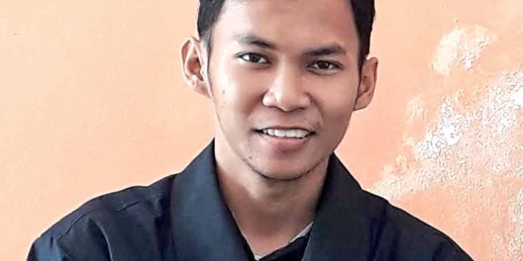 Lelaki Pemendam Cinta - CBAF553E 2A11 4A05 9ADA 0765F747E38A | POTRET Budaya | Potret Online