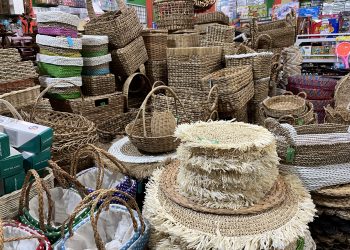 CREDIT UNION MEMEKARKAN DIRI ( SPIN OFF) MEMBANGUN KOPERASI SEKTOR RIIL