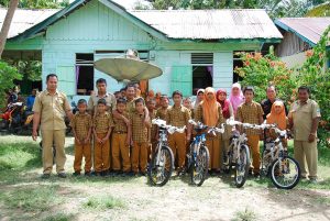 1000 Sepeda untuk Masyarakat Aceh : Pentingkah? - 7CA10F28 A317 4737 89FA 88A40969D64D | Aceh | Potret Online