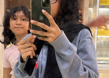 Menulis Cerita Bersama