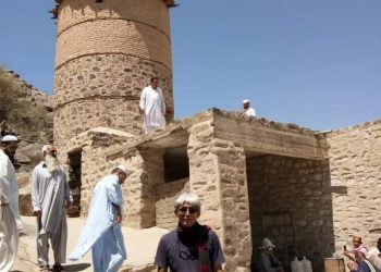 LAILA DI TITIAN TAKDIR