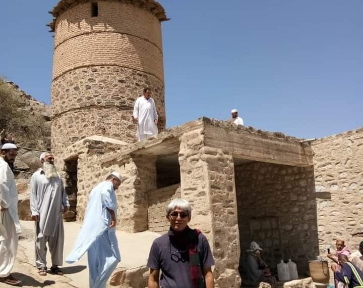 LAILA DI TITIAN TAKDIR