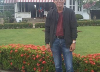 PESONA POLITIK DAN KORUPSI