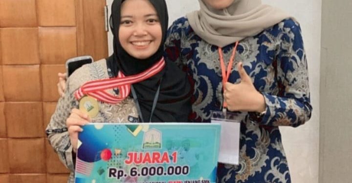Wakili Aceh ke Nasional, Siswi SMKN 2 Meulaboh Sabet Medali Emas di FLS2N Tingkat Provinsi - 18ef439c a8f4 43b5 b3f5 e7b17c6e6f0f | Aceh | Potret Online