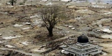 RENUNGAN PERINGATAN HARI TSUNAMI ACEH: