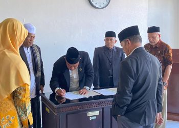 Ketua MPU Kota Banda Aceh Kukuhkan Wakil Pimpinan I, II dan Anggota PAW