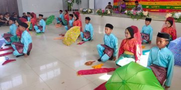 Tampilan Tari Pulau Pinang SDN Kuala Baru Disaksikan Tim dari Kemdikbudristek - 584fcdab 4638 4707 8028 d9b2c526e72d | Singkil | Potret Online