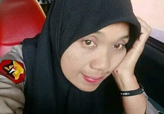 Seteru NURANI - 7139a4a8 2b0e 4bba 98c5 722b0304677a | Essay | Potret Online