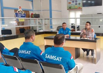 Samsat Kota Lhokseumawe: Pemanfaatan Bayar Pajak Kendaraan di Warkop oleh Warga Meningkat drastis.