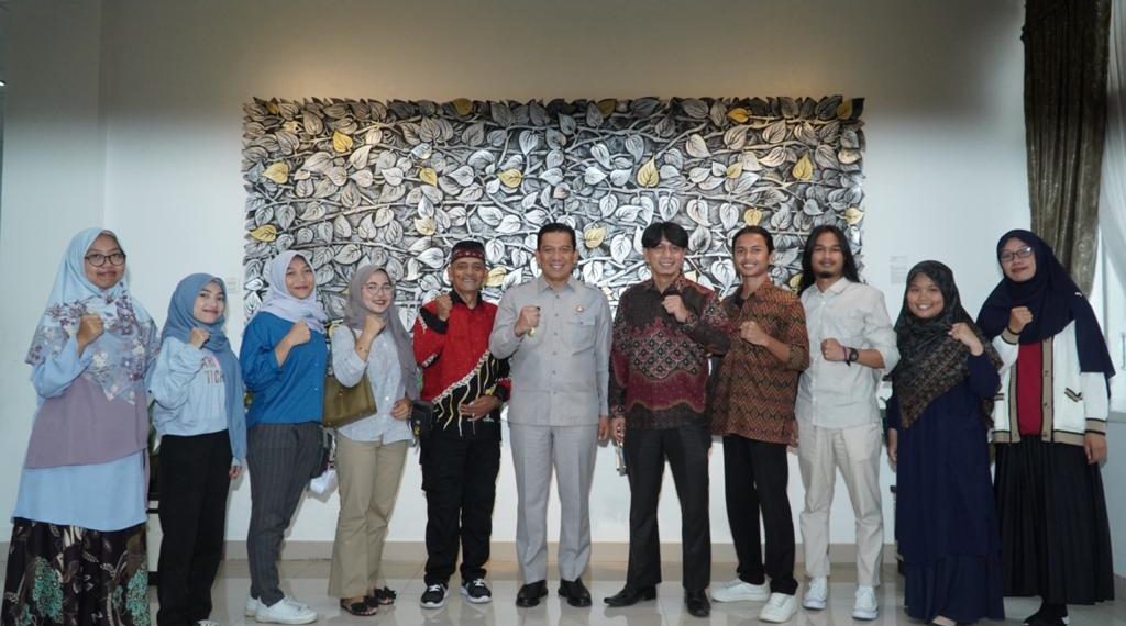 Akhir Desember, Buku “Puisi Cinta untuk Palestina” Diluncurkan di Pendopo Wali Kota Padang Panjang.