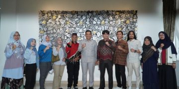 Akhir Desember, Buku “Puisi Cinta untuk Palestina” Diluncurkan di Pendopo Wali Kota Padang Panjang. - 8e8d190d 6c18 4b38 bb29 bc8d7e0a3c96 | Padang Panjang | Potret Online