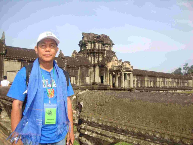 Membaca Budaya Menulis Profesor