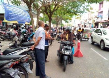 Semrawutnya Parkir di Kota Kita