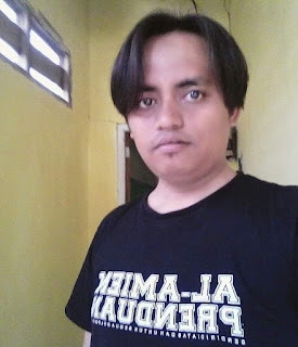 Senerai Puisi Mohd.Ghufon Cholid