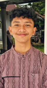 Tujuh Tahun Menanti - 5fc2f2f7 73b0 48c4 b36e b2ac10c1441d | Cerita | Potret Online