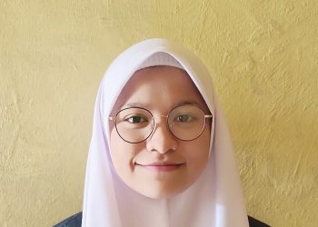 Harapan Tumbuh Di antara Reruntuhan, Di antara Hiruk Pikuk Dunia