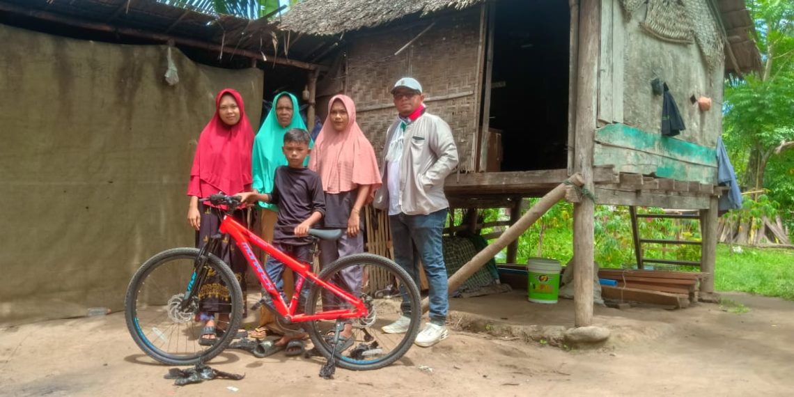 Alhamdulilah, M.Januar Bisa Bersepeda Ke sekolah