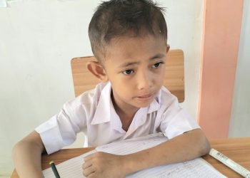 Murid Tunadaksa SLBN Aceh Selatan Menderita Lumpuh Butuh Kursi Roda