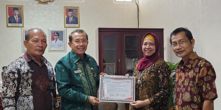 Belasan Jam Terjebak Macet, Delegasi IMLF-2 Nyatakan Pengalaman Amat Berharga - b8e9c4fe 9617 419b 94cd 0ad68d487488 | IMLF | Potret Online