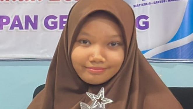 JINGGA ADA UNTUK SENJA - f63a6b1c 5c35 4245 99f5 a50bb9e1ed25 | Cerpen Remaja | Potret Online