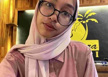 MY FIRST POEMS, FLYING ME TO THE SKY