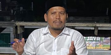 LAYANI RAKYAT,  MESKIPUN BUKAN PENDUKUNG. TAATI PEMIMPIN, MESKIPUN BUKAN YANG DIDUKUNG